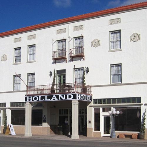 The Holland Hotel 4*