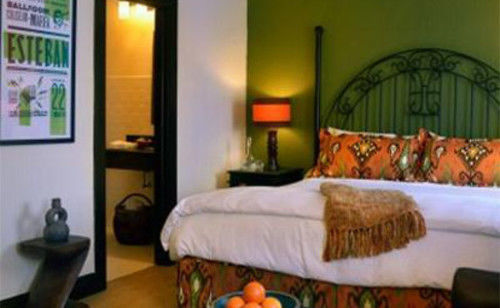 The Holland 4*