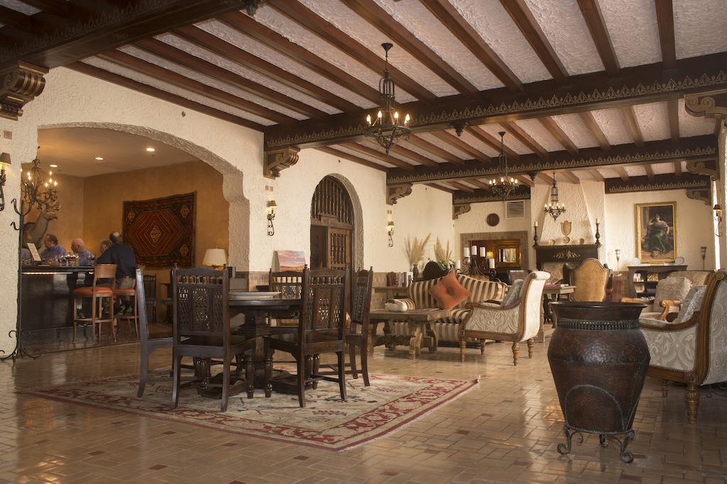 The Holland Hotel 4*